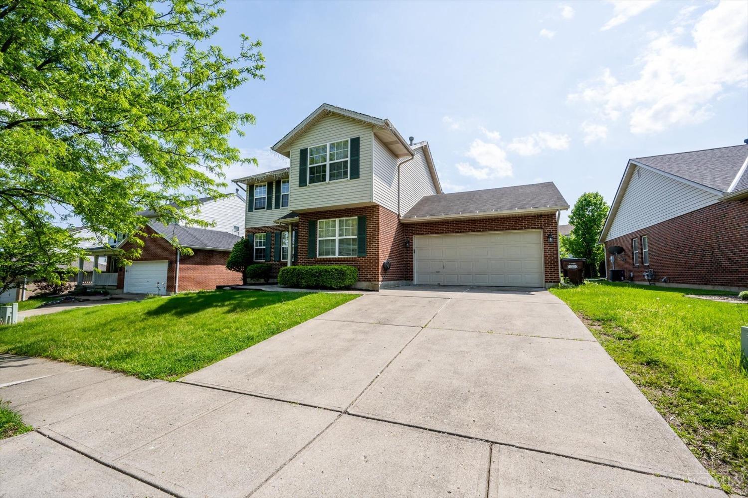 8589 Essex Orchard Station Drive, Fairfield, Ohio image 2