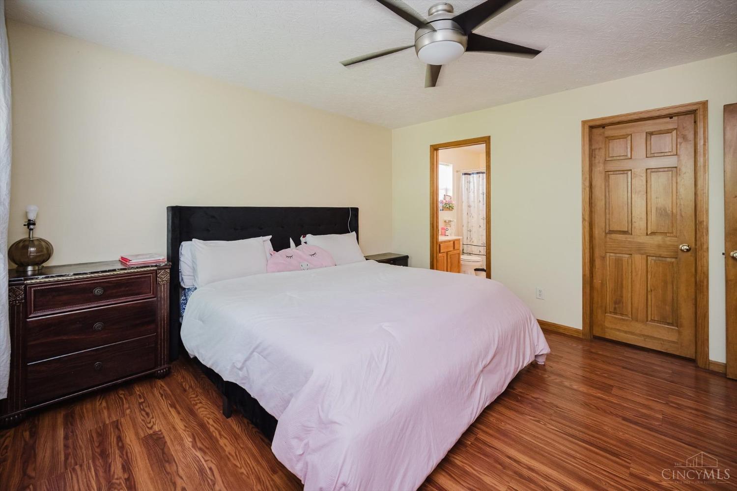 8589 Essex Orchard Station Drive, Fairfield, Ohio image 14