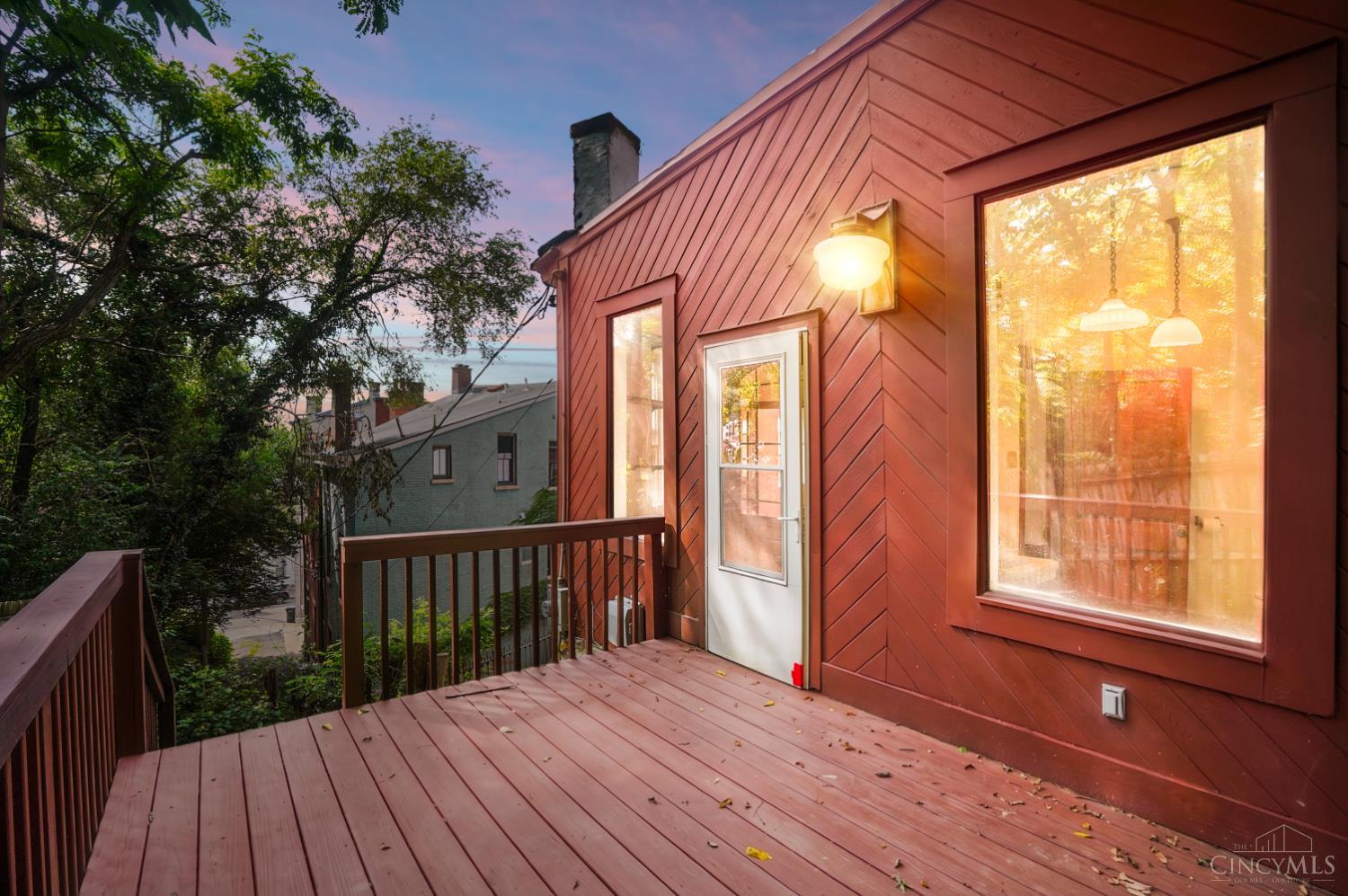 108 W Clifton Avenue