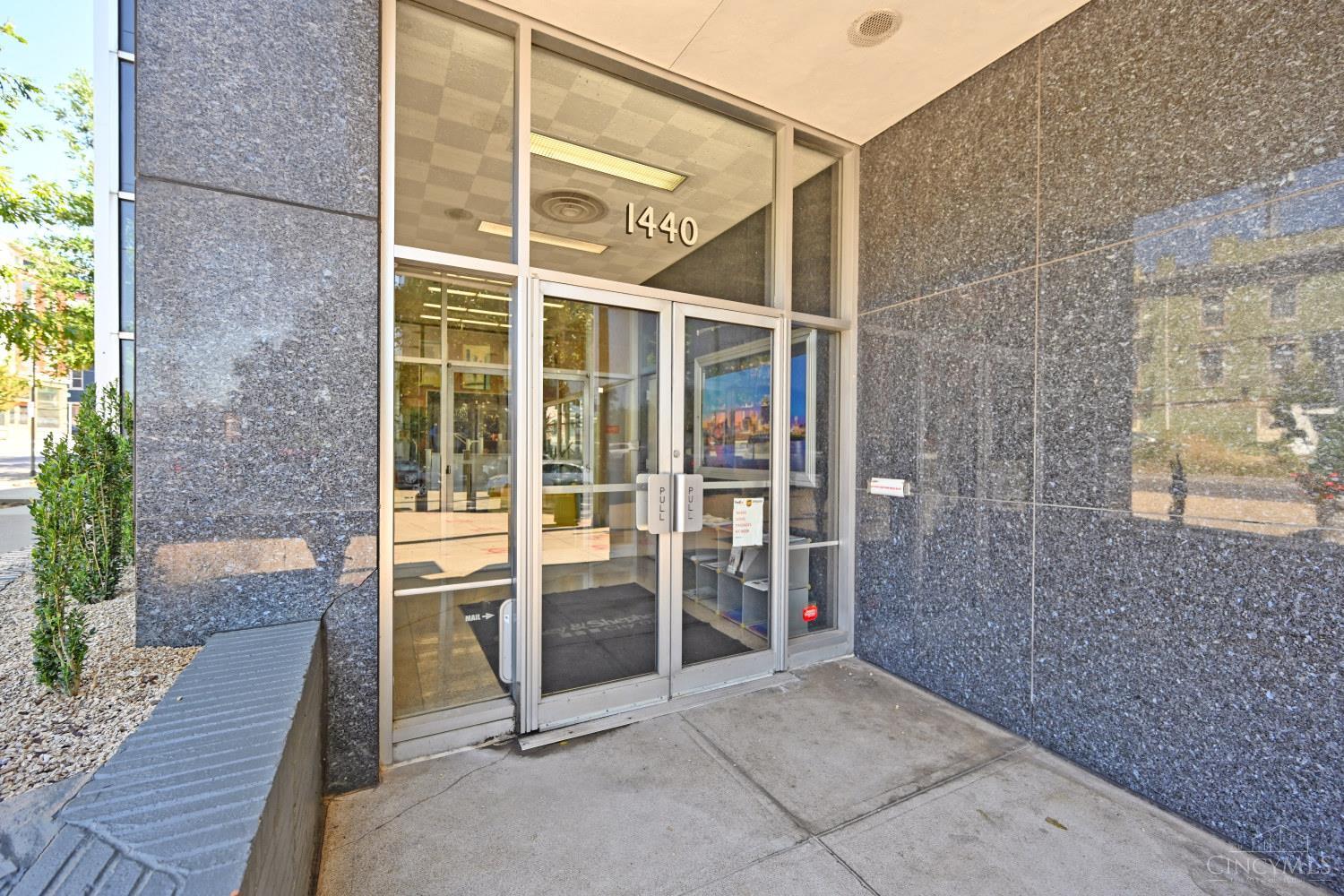 1440 Main Street