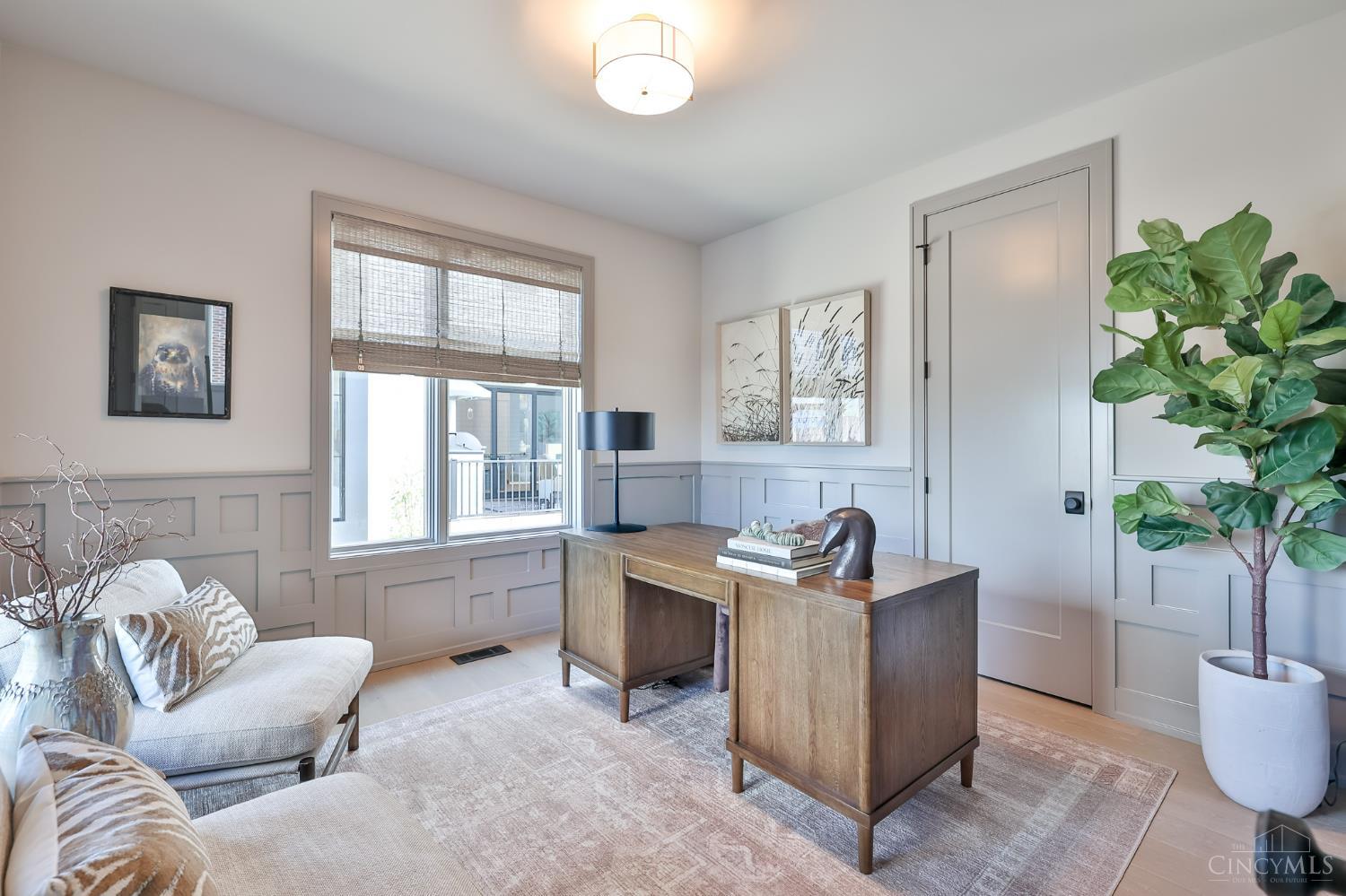 2930 Three Oaks Lane