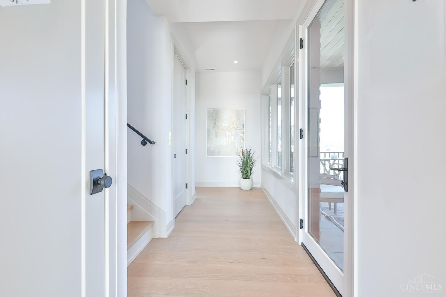 2930 Three Oaks Lane