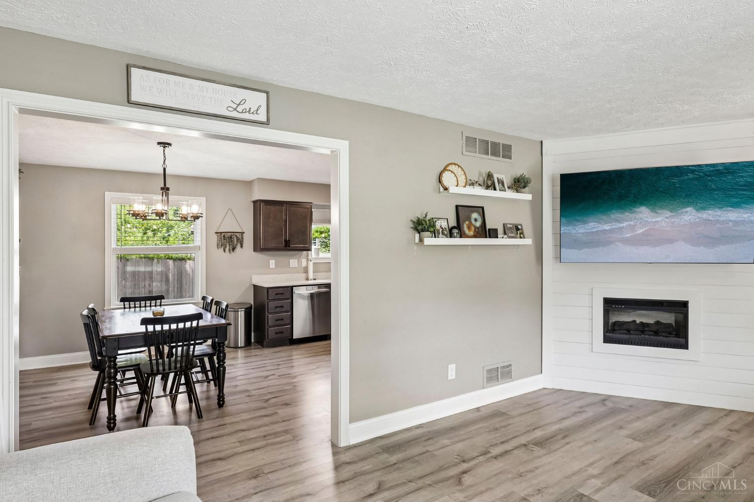 1125 Comanche Place