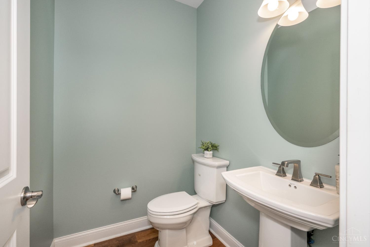 8931 Kenwood Road, Blue Ash, Ohio image 13