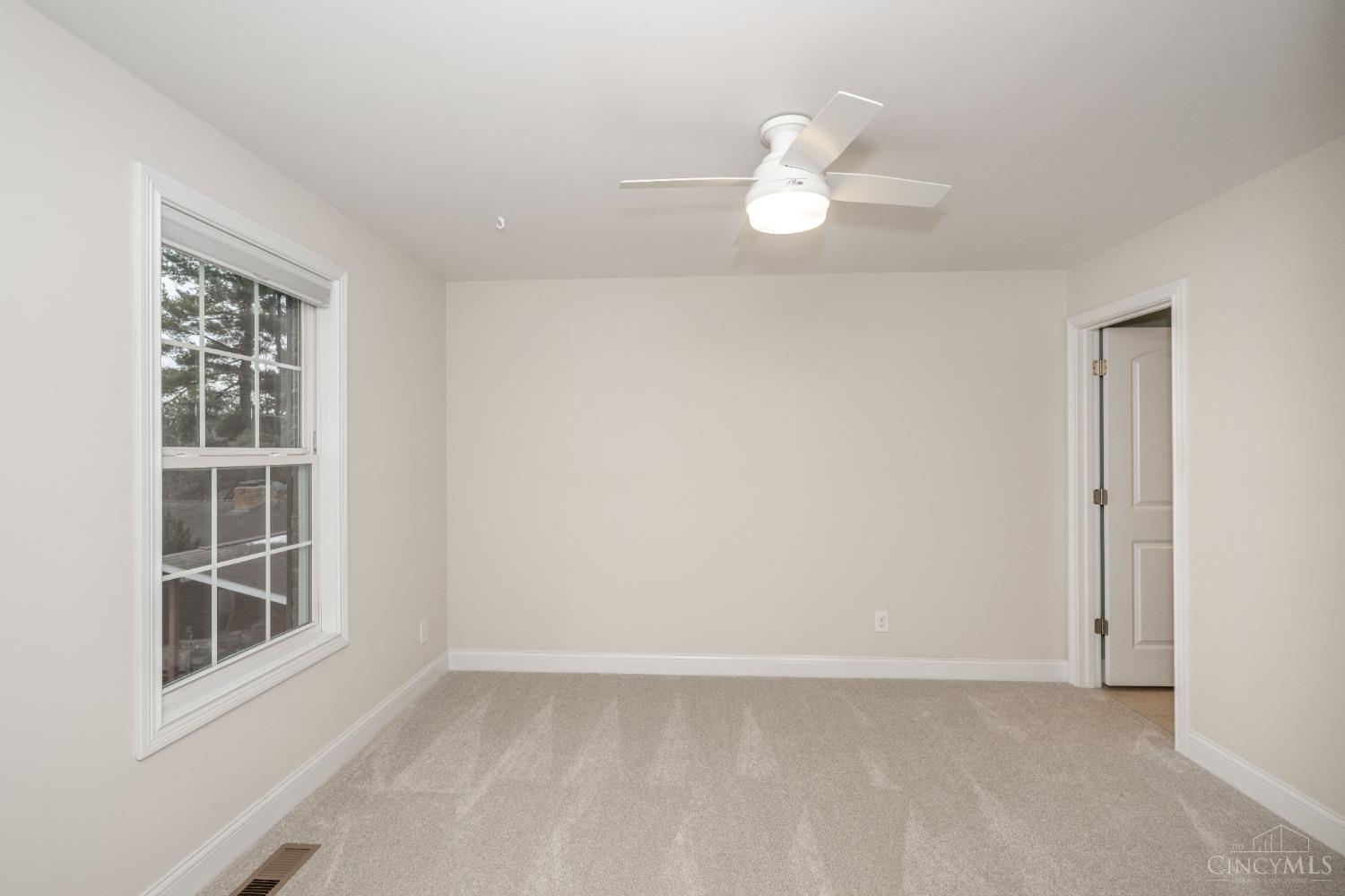 8931 Kenwood Road, Blue Ash, Ohio image 45