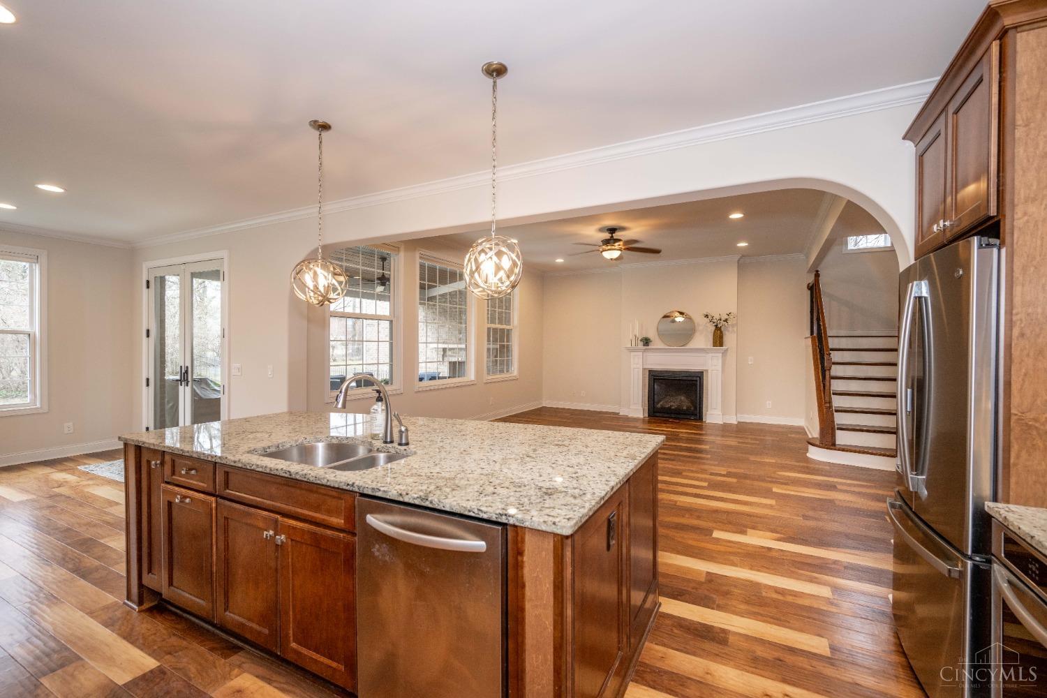 8931 Kenwood Road, Blue Ash, Ohio image 24