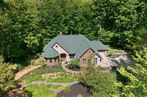 Photo of 1258 Shepherds Way, Washington Township, OH 45113 (MLS # 1879170)