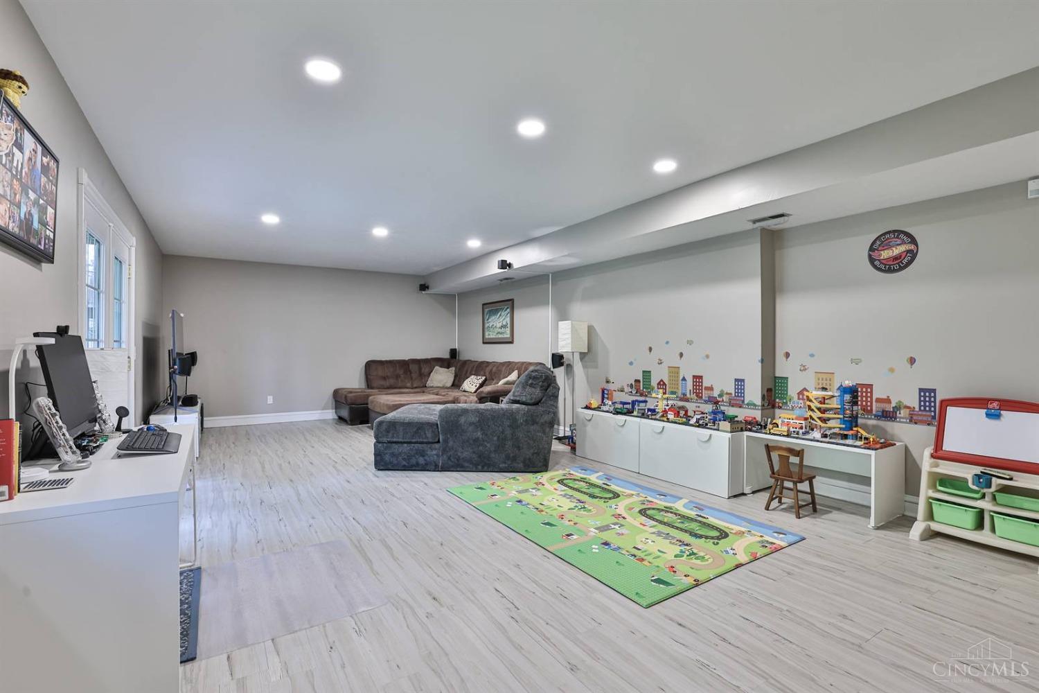 270 Foliage Lane, Springboro, Ohio image 27