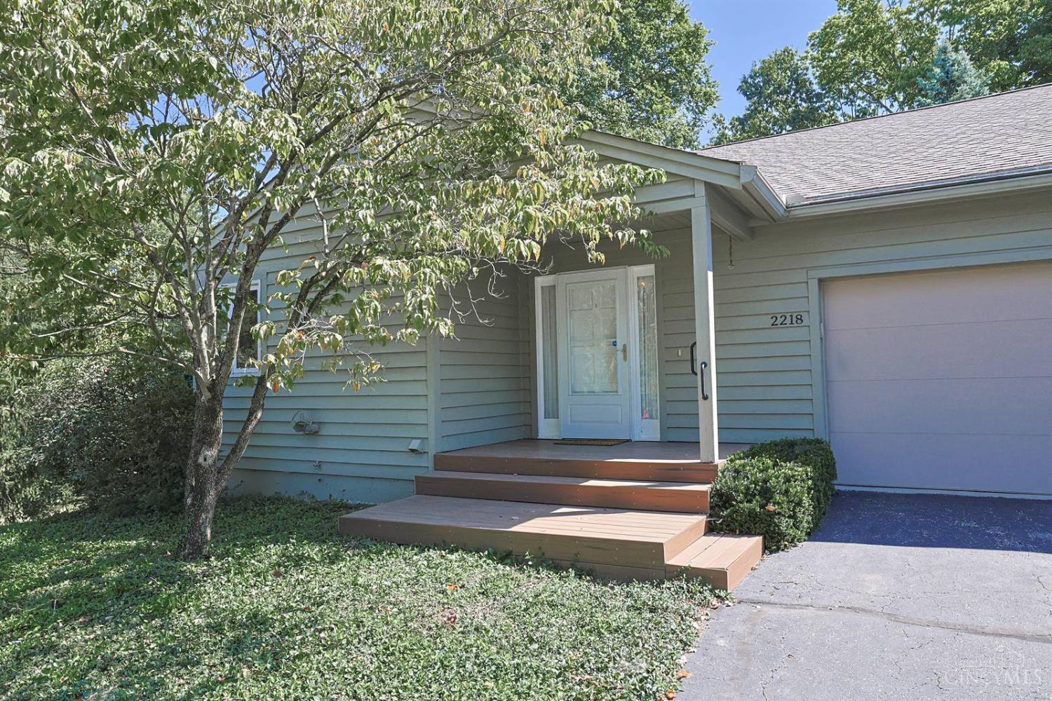 2218 Sweetbriar Lane