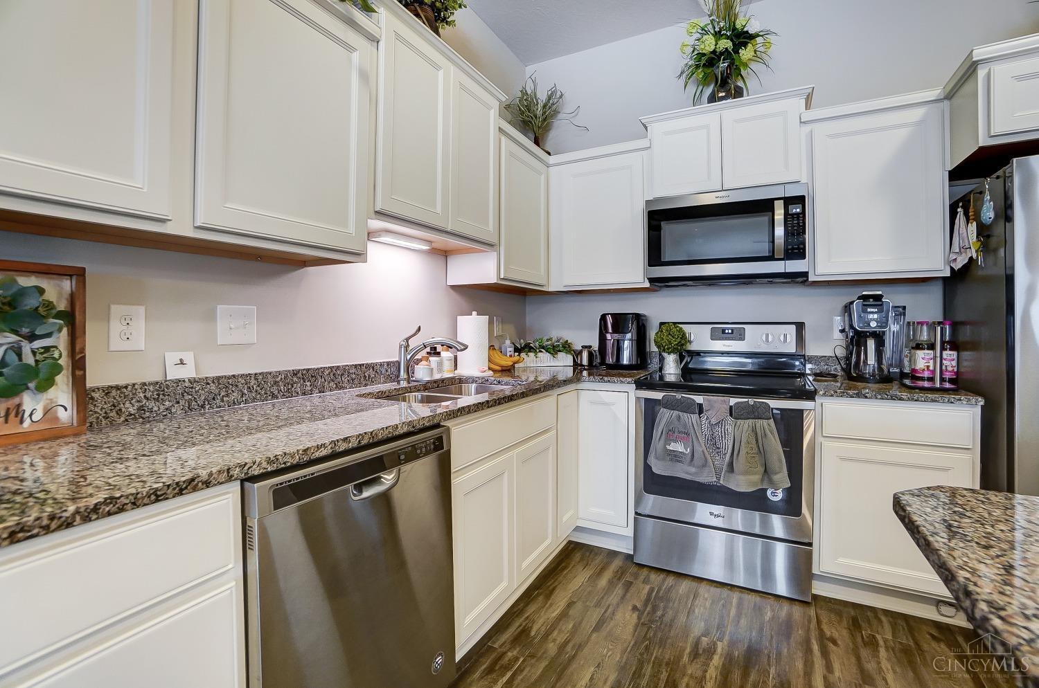 29 Old Pond Road, Springboro, Ohio image 16