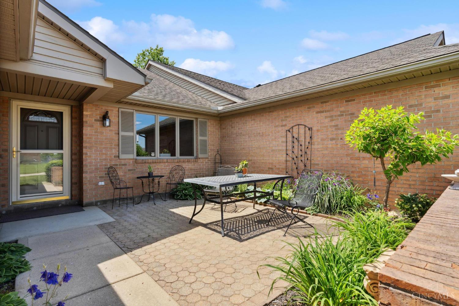 1462 Dee Anne Drive, Xenia, Ohio image 4