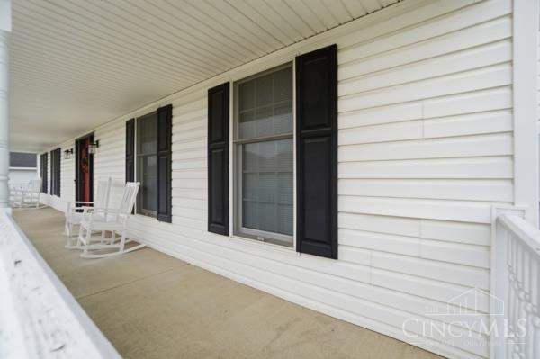 11298 Northlake Drive