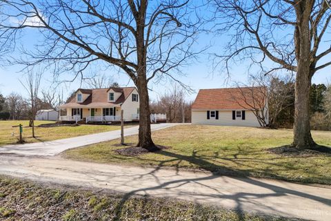 Photo of 414 S Webb Road, Adams Township, OH 45177 (MLS # 1870104)