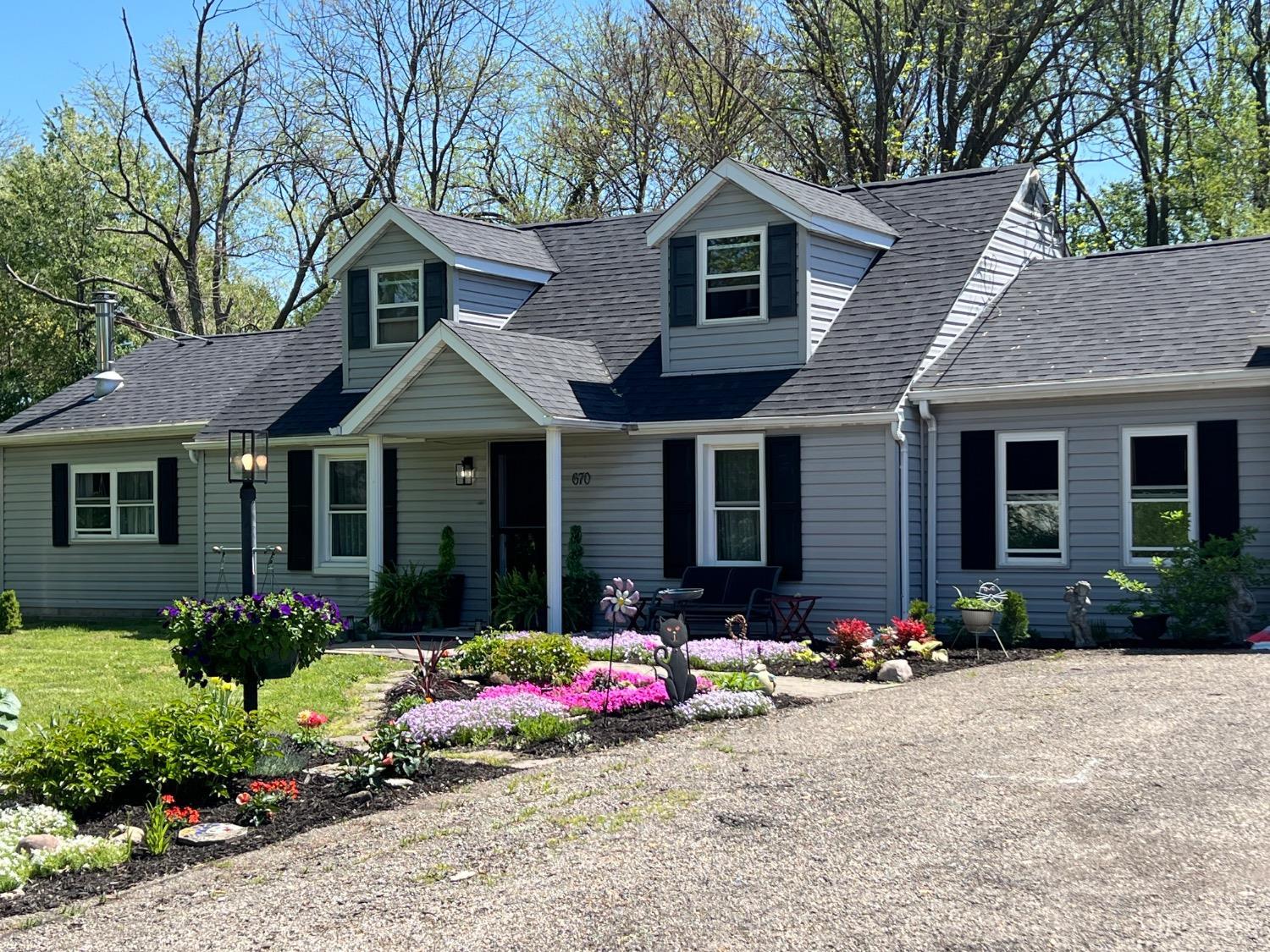 670 Davis Lane, Mason, Ohio image 2