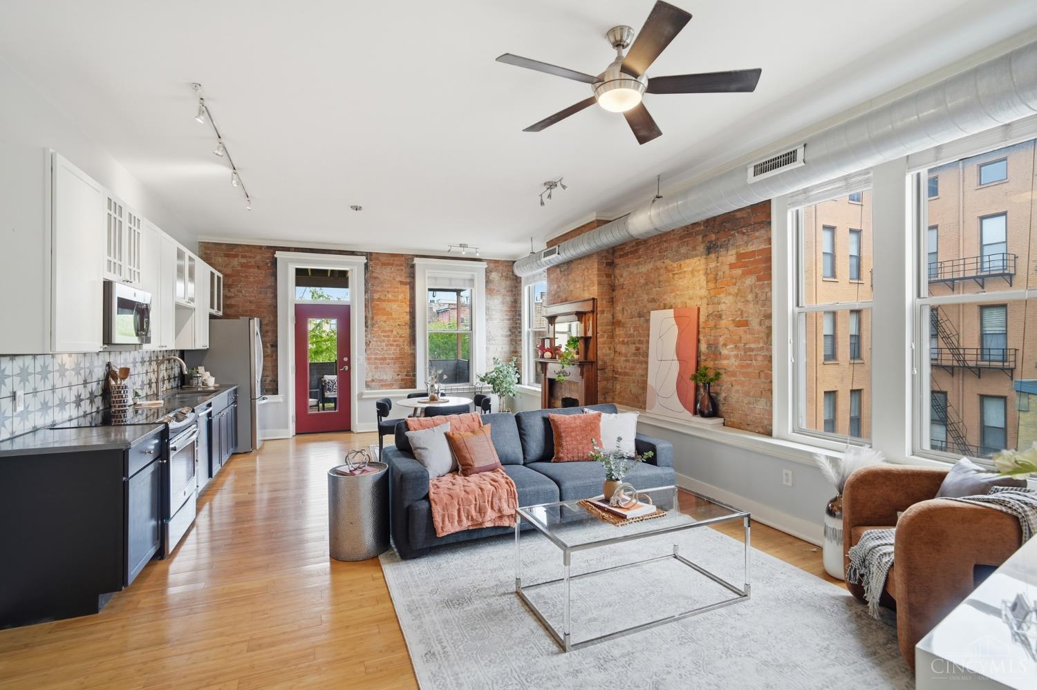 20 W Twelfth Street 301