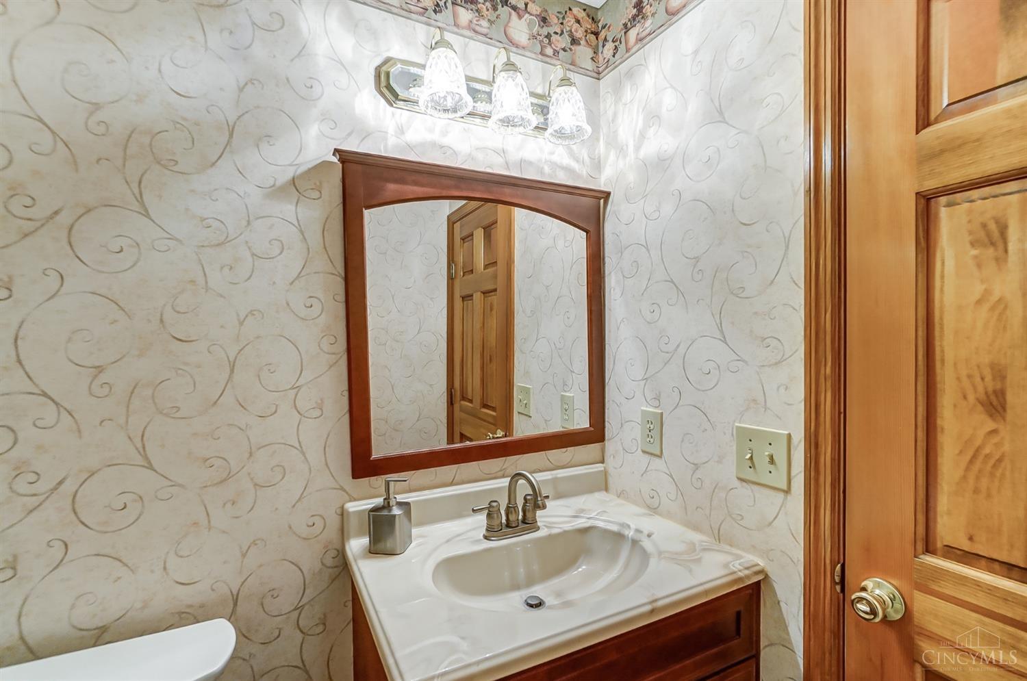 5263 Lakefront Drive #53, Green Twp, Ohio image 33