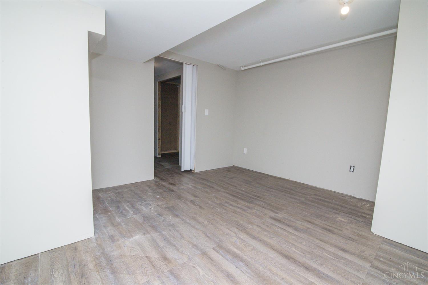 2213 Carolina Street, Middletown, Ohio image 25