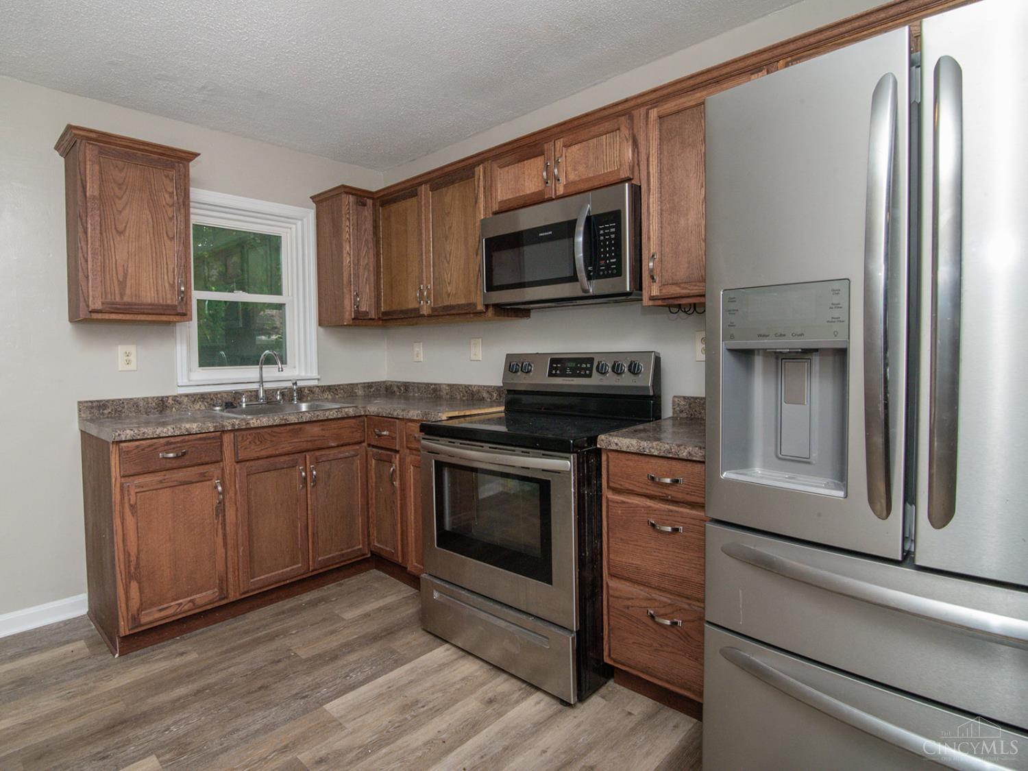 2213 Carolina Street, Middletown, Ohio image 5