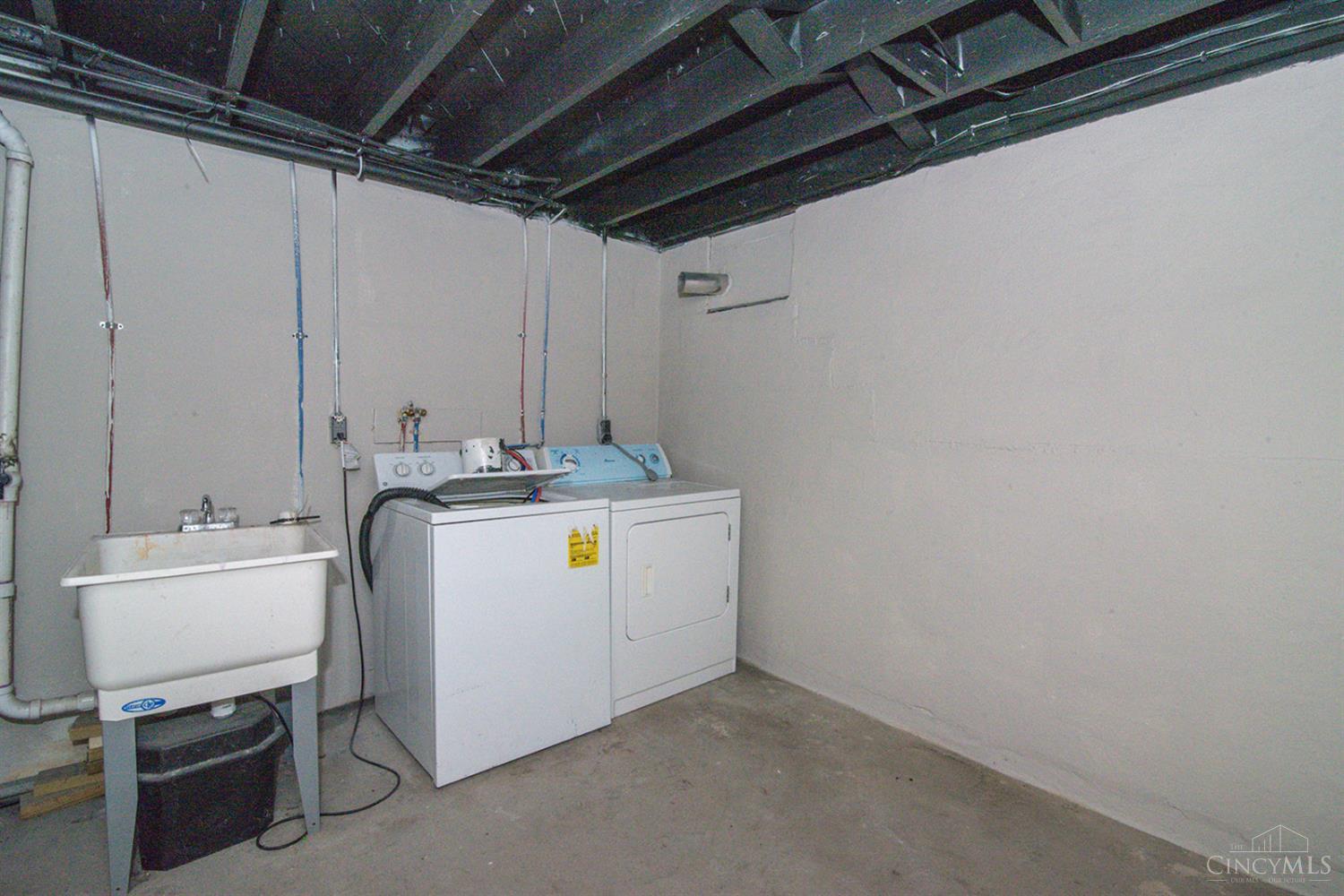 2213 Carolina Street, Middletown, Ohio image 27