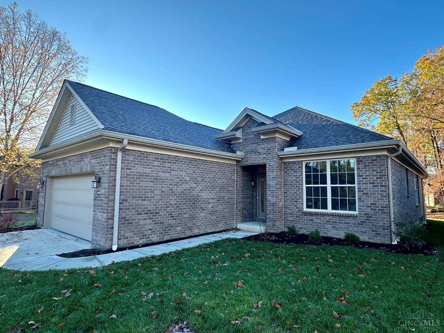 5334 Hickory Trail Lane, Blue Ash, Ohio image 1