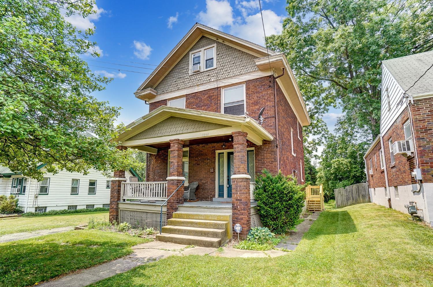 5805 Woodmont Avenue