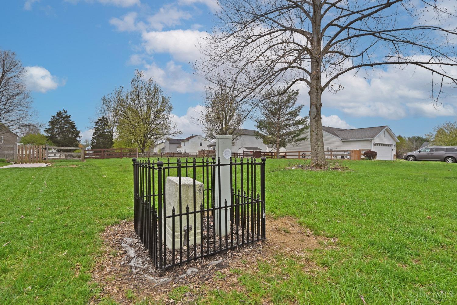 1559 Clearbrook Lane