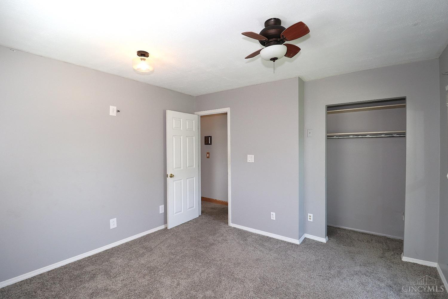 175 Bradley Drive, Germantown, Ohio image 14