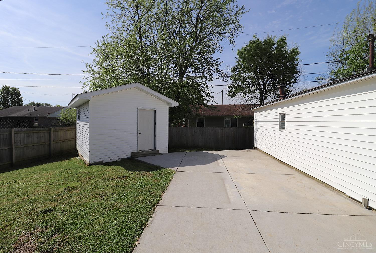 175 Bradley Drive, Germantown, Ohio image 19