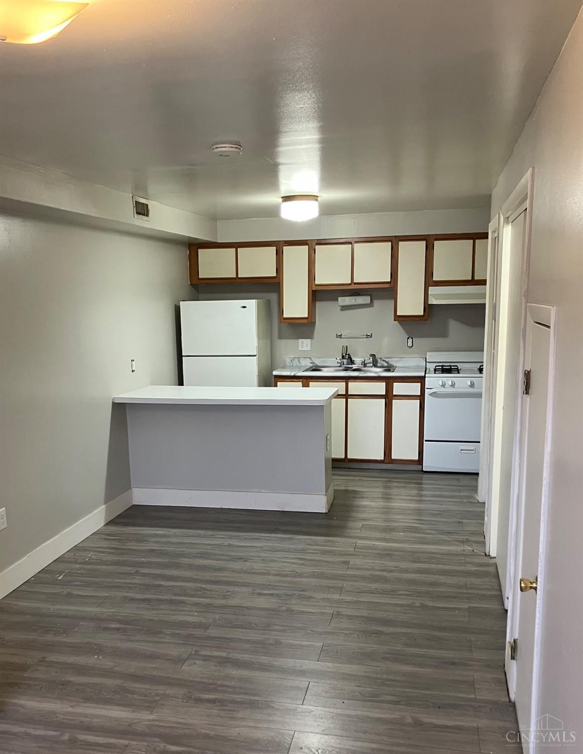 Cincinnati, Ohio 45204, United States, 2 Bedrooms Bedrooms, ,1 BathroomBathrooms,Residential,Active,124902