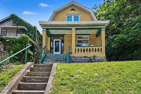 Homes For Sale - 3566 Vine Street<br/> Cincinnati, OH 45220