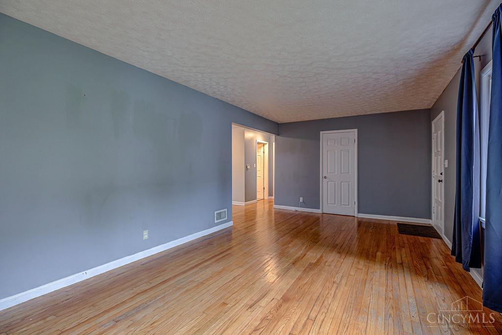 1521 Parkview Avenue, Hamilton, Ohio image 7