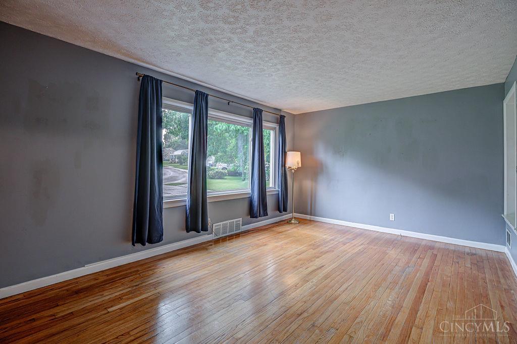 1521 Parkview Avenue, Hamilton, Ohio image 5