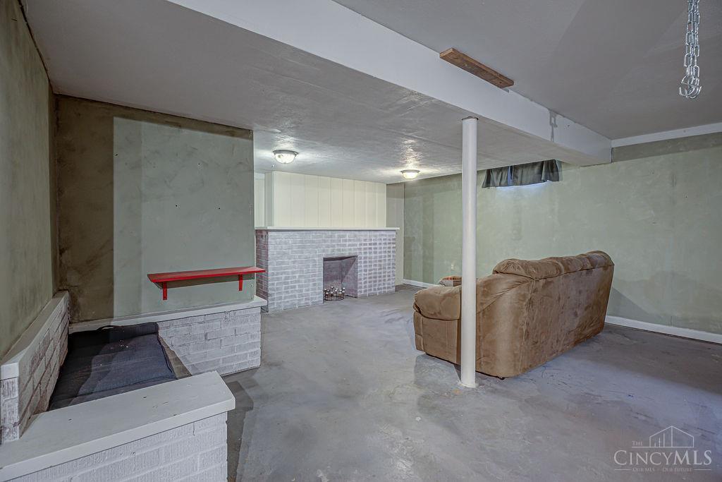 1521 Parkview Avenue, Hamilton, Ohio image 21