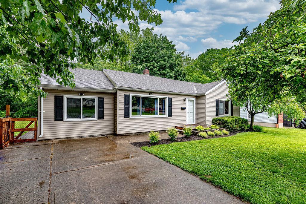 1521 Parkview Avenue, Hamilton, Ohio image 1