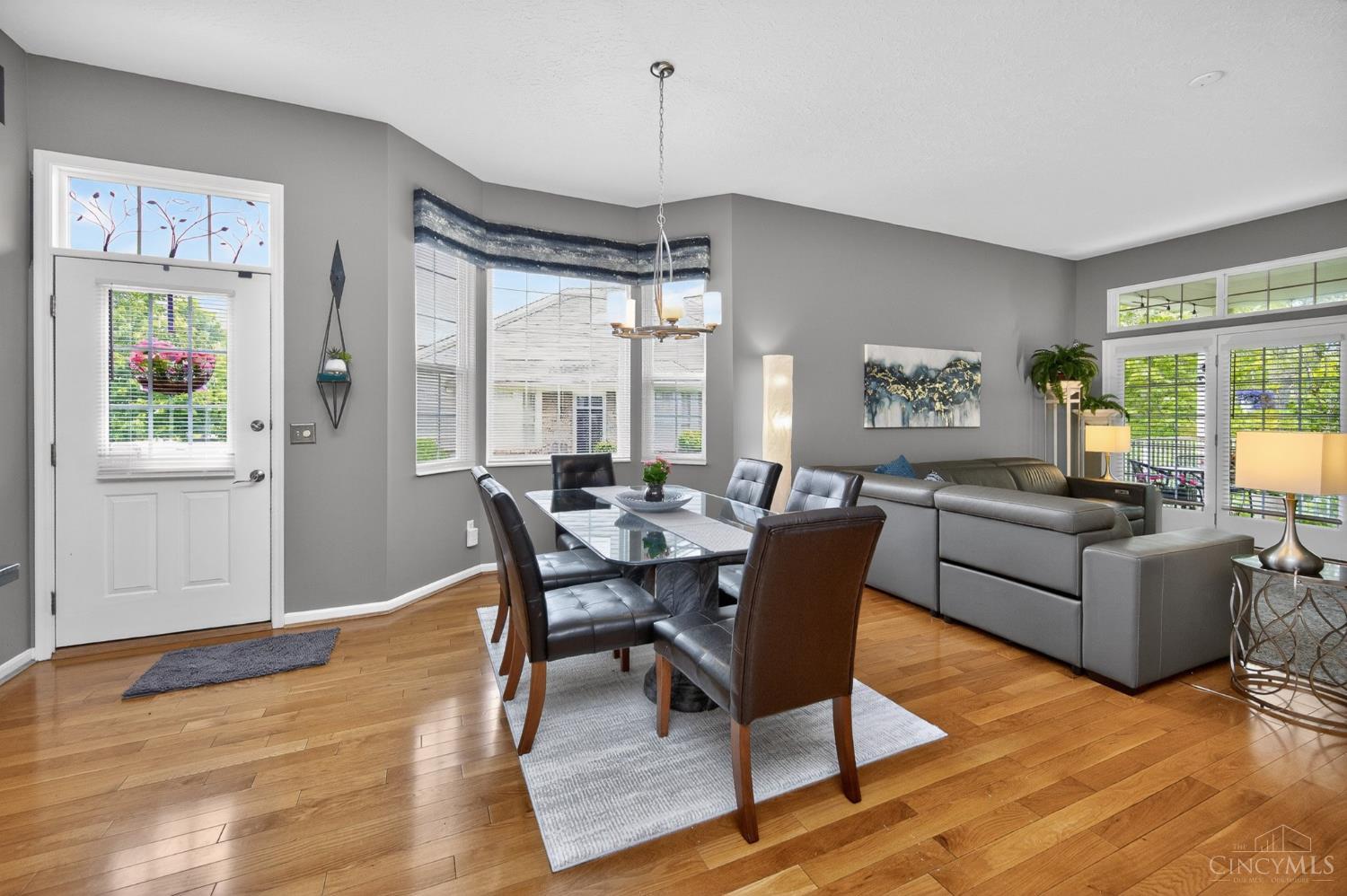 5953 Castlewood Crossing