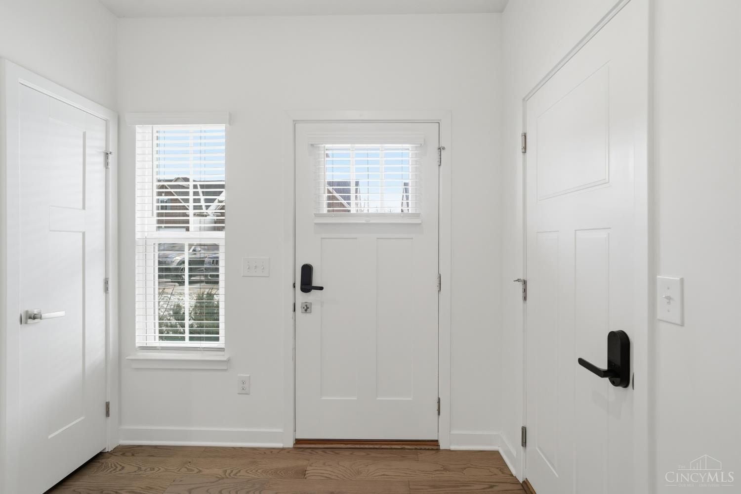 7909 Pinnacle Point Drive