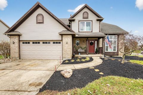Photo of 1028 Reveres Run, Lebanon, OH 45036 (MLS # 1863781)