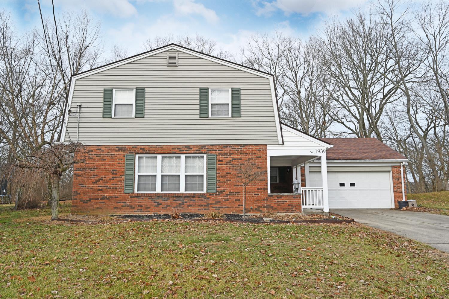 1939 Lady Ellen Drive