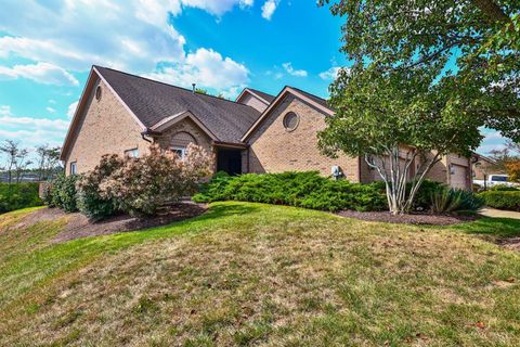 Photo of 75 Waterpoint Lane, Hamilton, OH 45013 (MLS # 1856876)