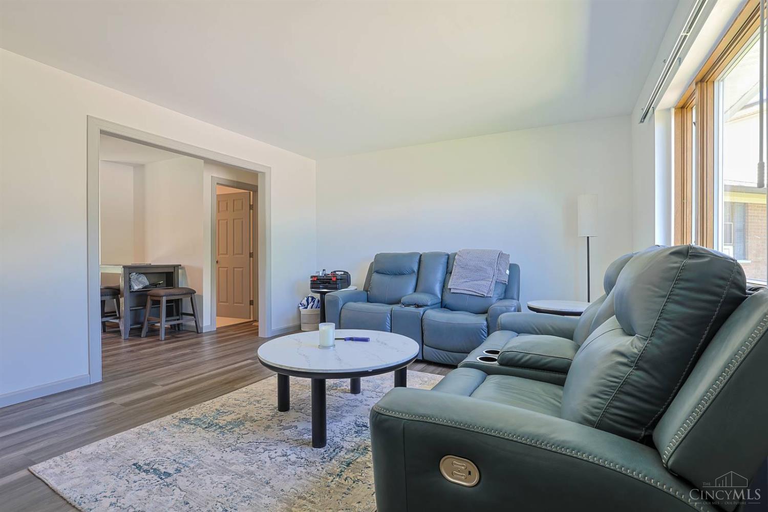 454 Palmerston Drive