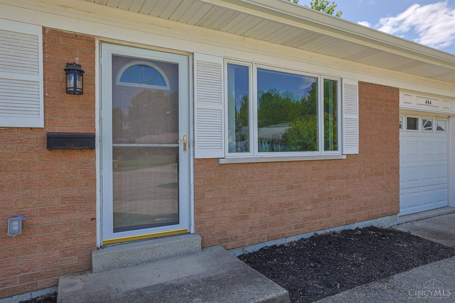 454 Palmerston Drive