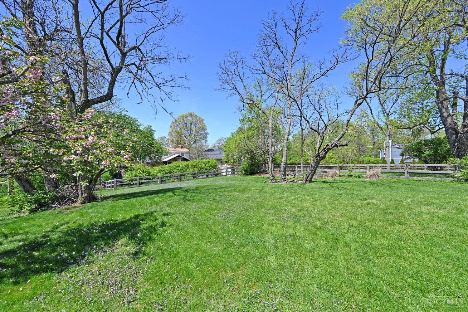 833 Strathcoma Drive, Anderson Twp, Ohio image 44