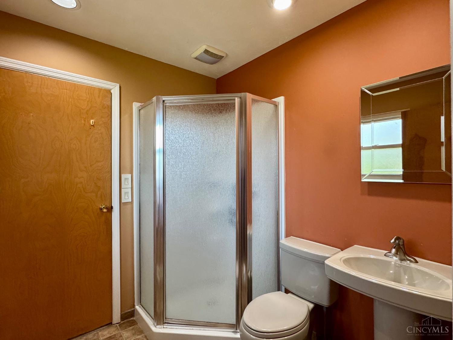 1519 Christine Drive, Fairfield, Ohio image 24