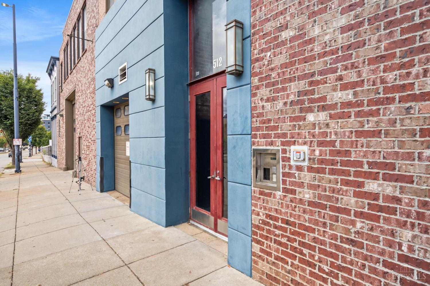 512 Reading Road 203