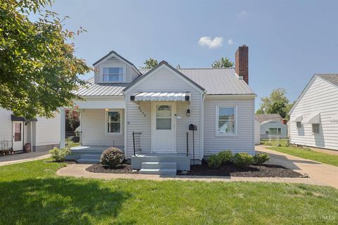 Photo of 3000 Princeton Avenue, Middletown, OH 45042 (MLS # 1879741)