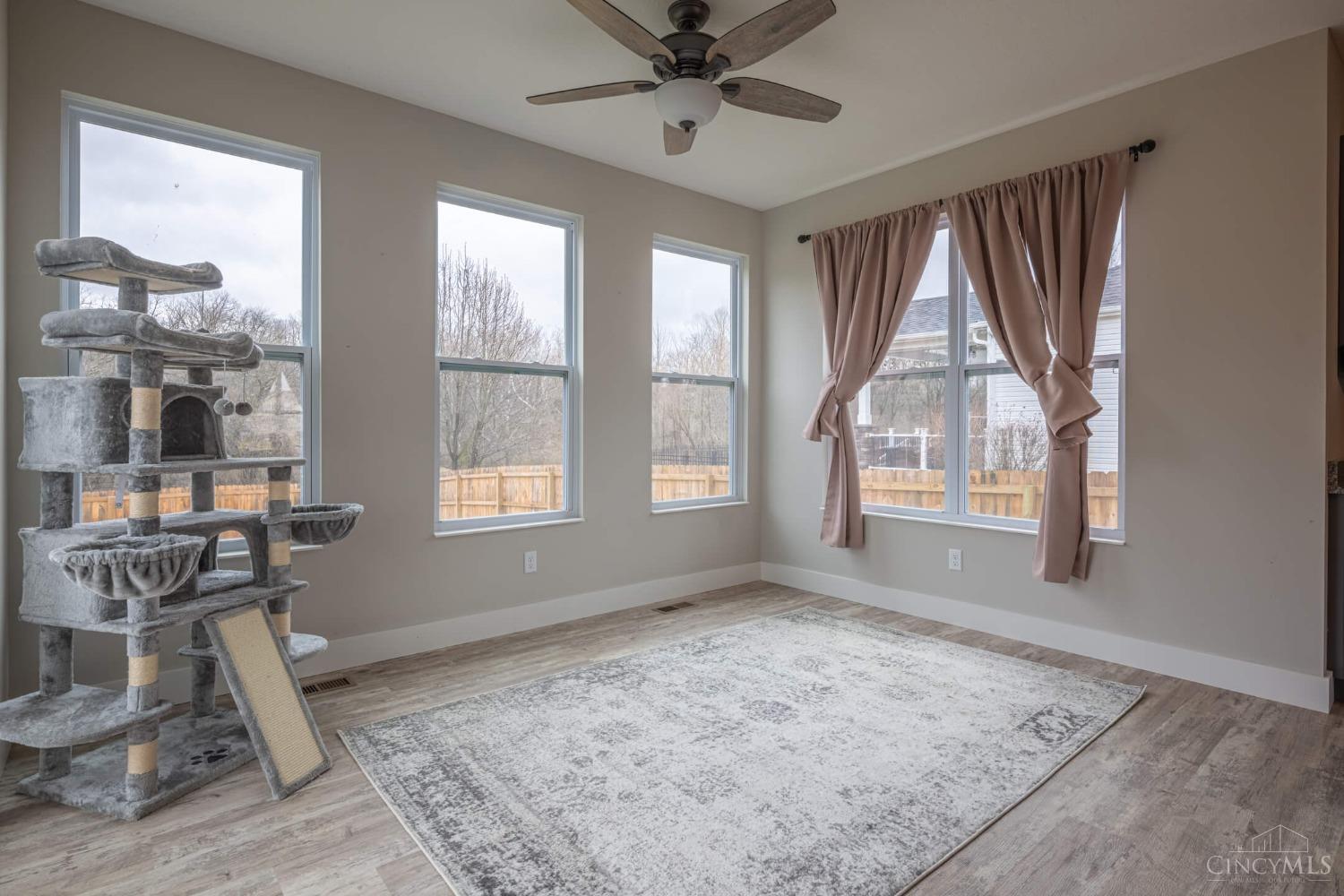 536 Holland Drive, Trenton, Ohio image 10