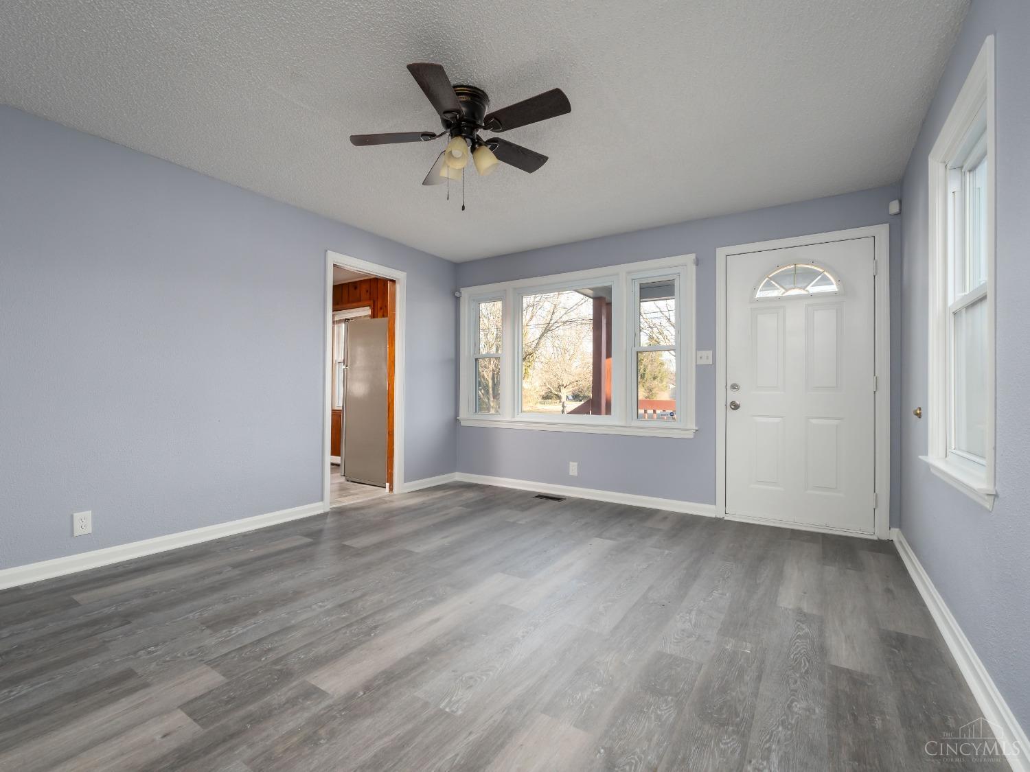 1271 Hooven Avenue, Hamilton, Ohio image 4