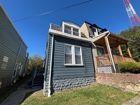 Photo of 2323 Fowler Street, Cincinnati, OH 45206 (MLS # 1865788)