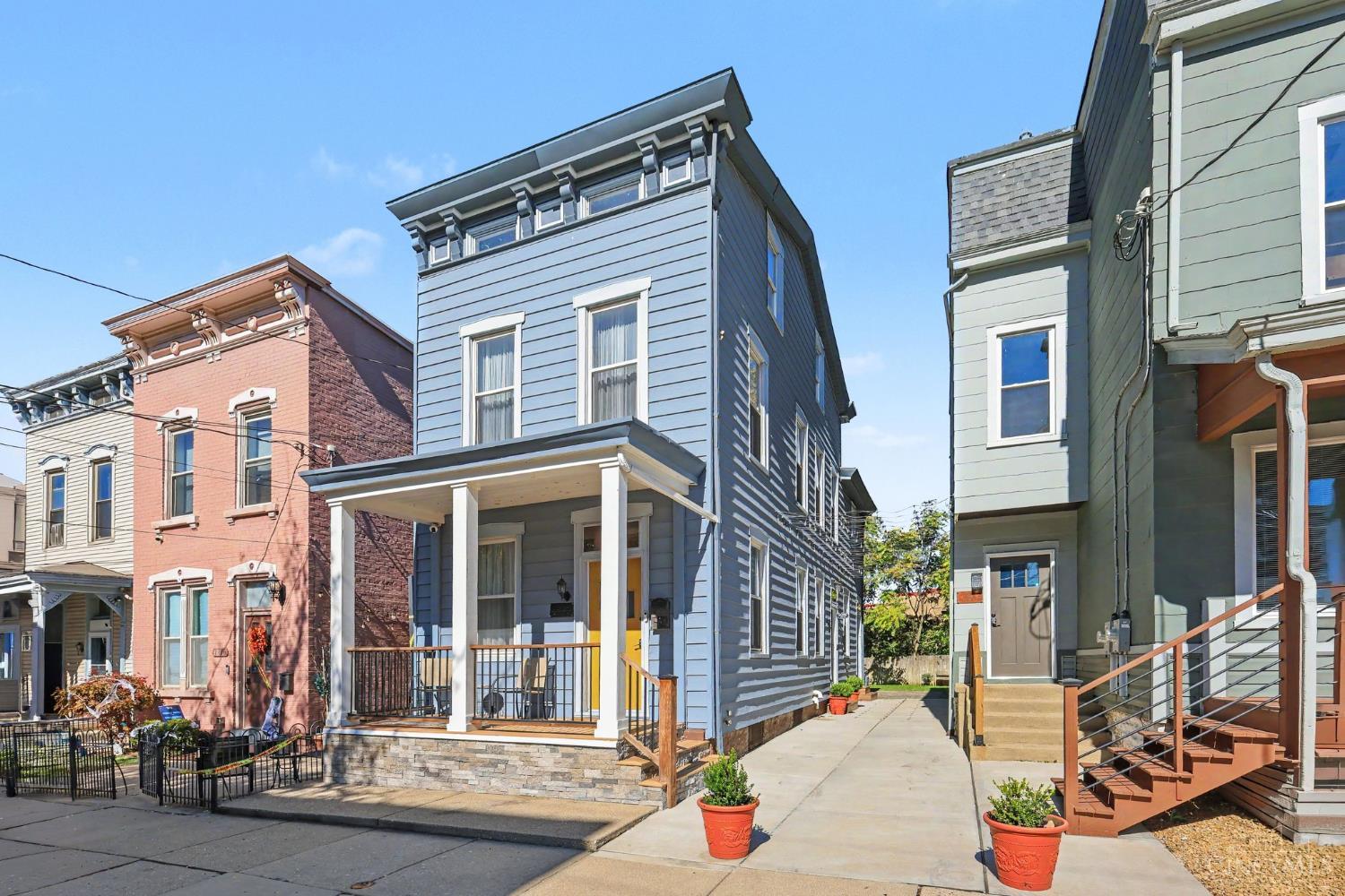 1226 Bates Avenue