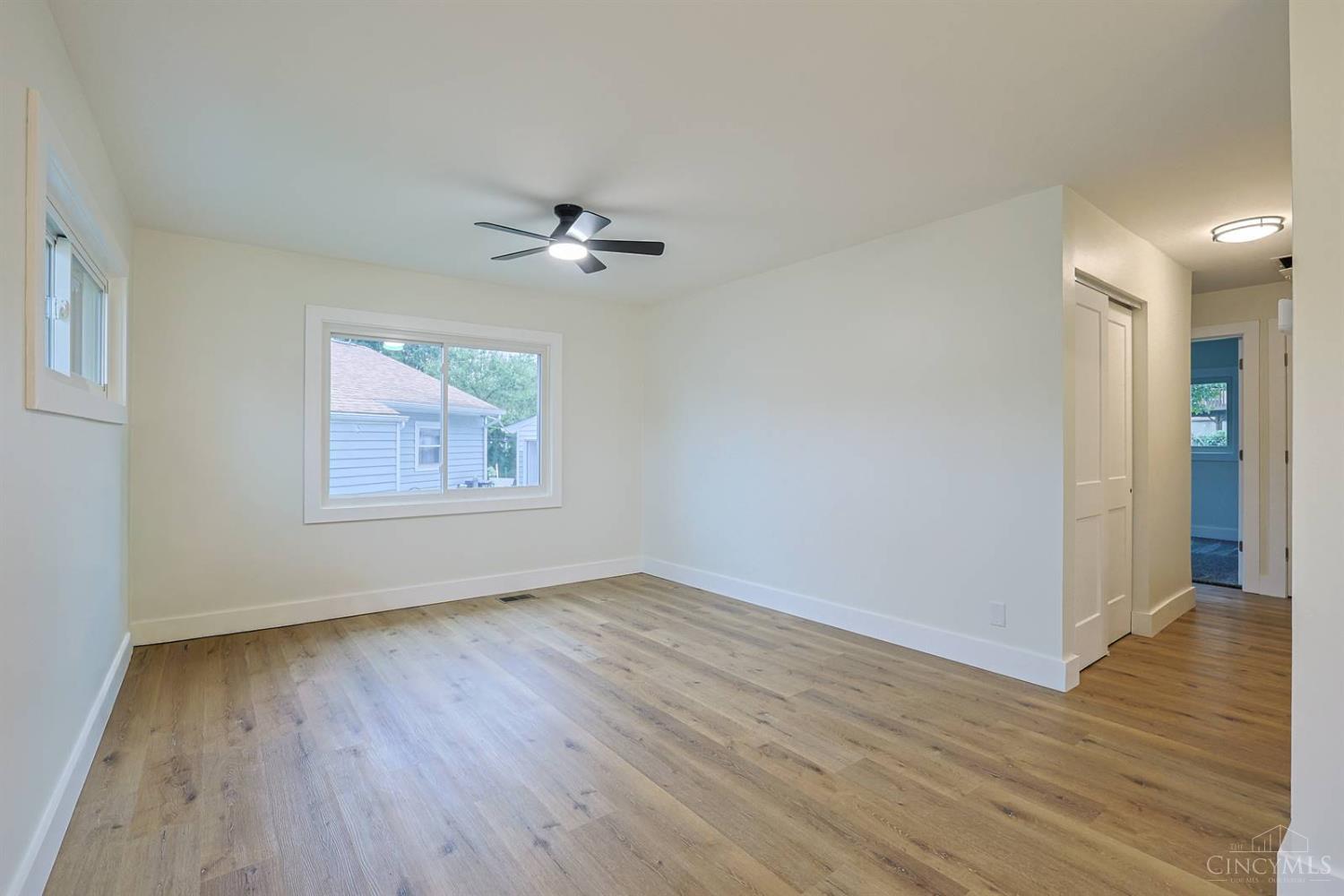 6580 Redwing Court